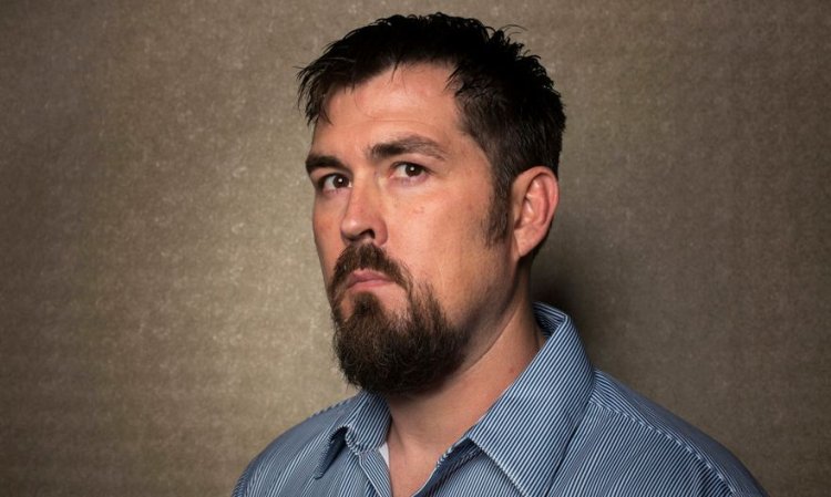Marcus Luttrell - Son combat pour l'honneur et le courage dans les opérations militaires